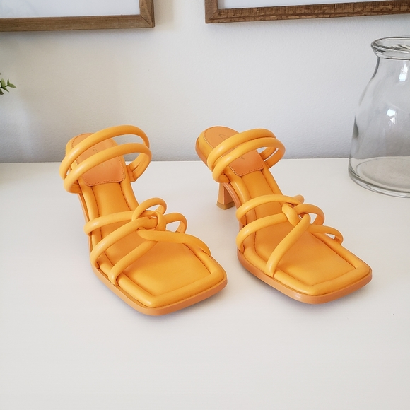 Savanna Heel Circus by Sam Edelman - Picture 1 of 11